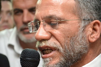 כותב השורות, צוריאל קריספל