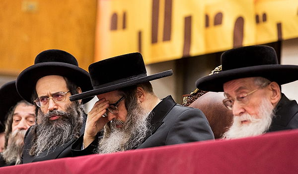 סאטמר במתקפה נגד רבני המועצת הליטאית: פשרנים