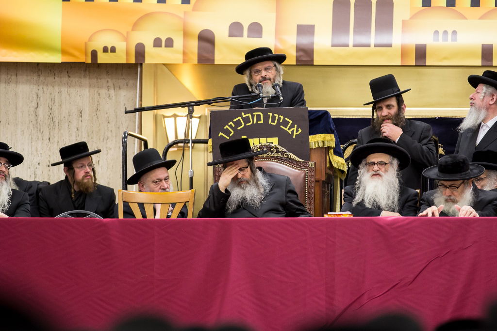 סאטמר במתקפה נגד רבני המועצת הליטאית: פשרנים