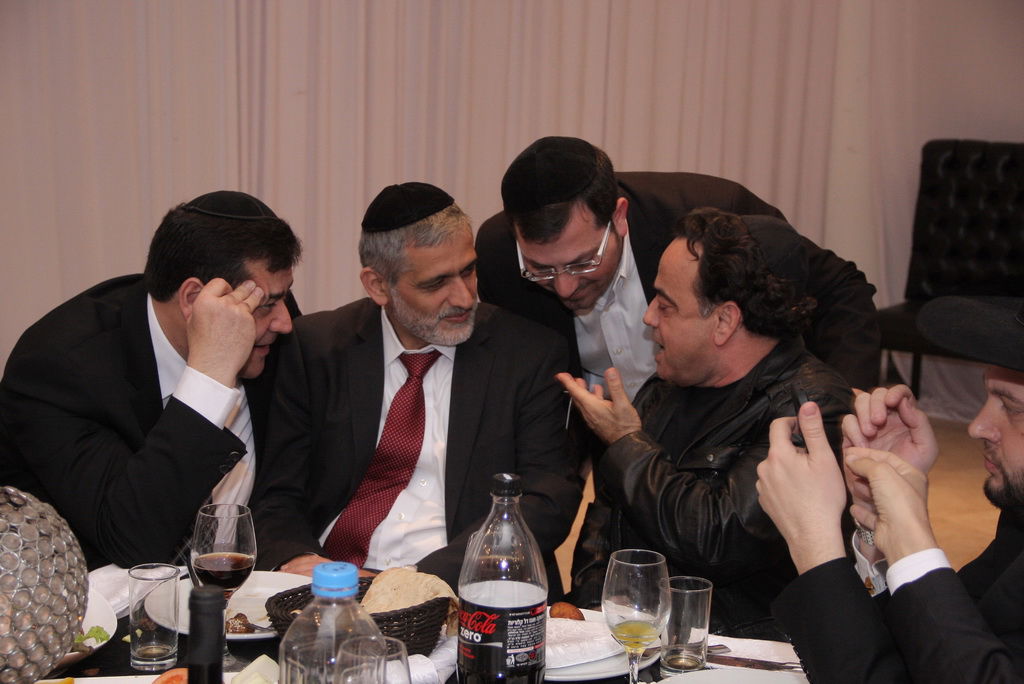 צפו: חגיגת יום הולדת לאלי ישי