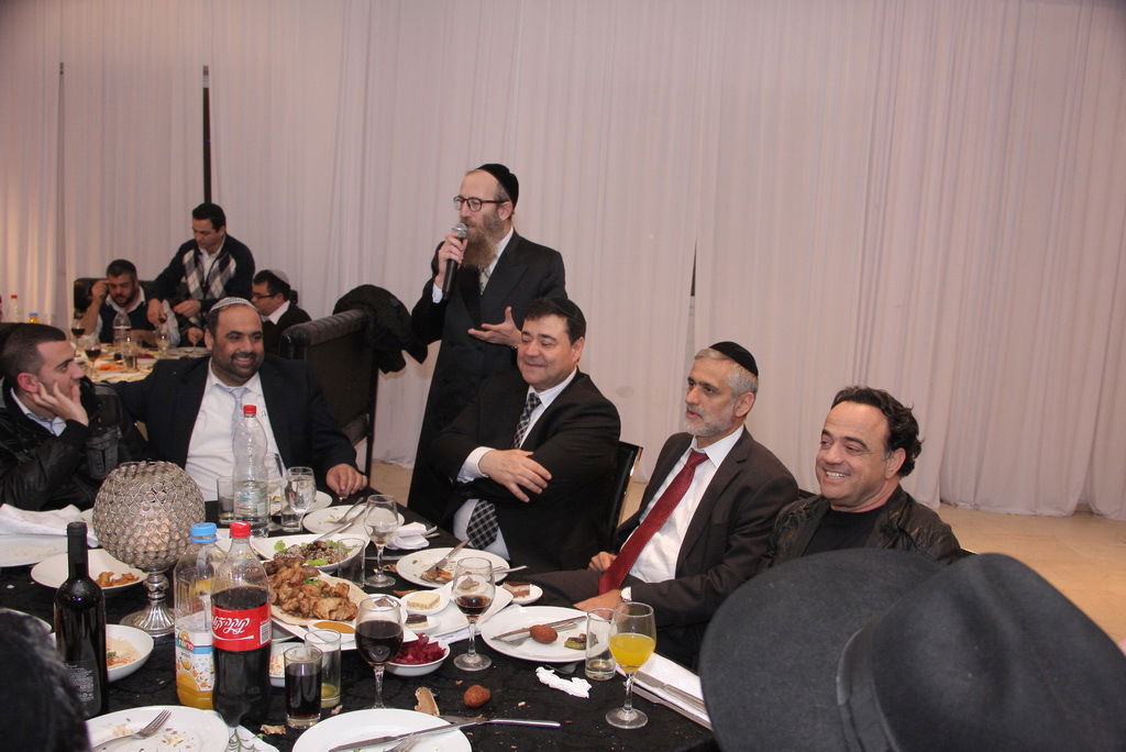 צפו: חגיגת יום הולדת לאלי ישי