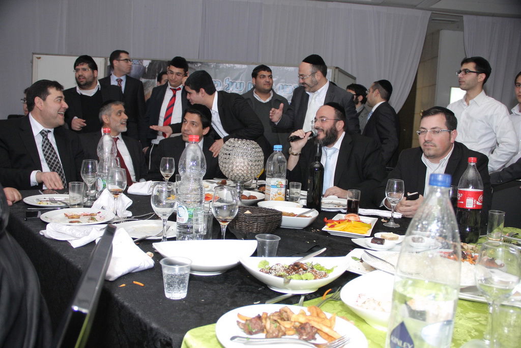 צפו: חגיגת יום הולדת לאלי ישי