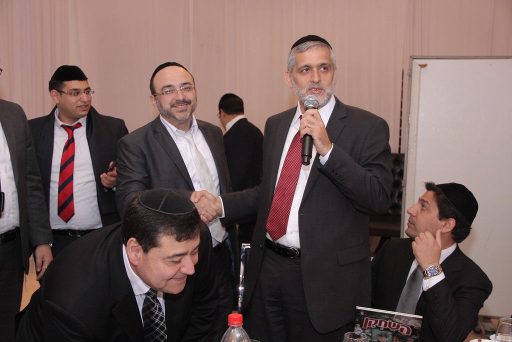 צפו: חגיגת יום הולדת לאלי ישי