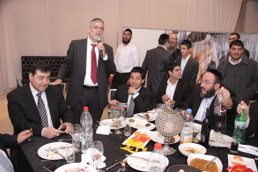 צפו: חגיגת יום הולדת לאלי ישי