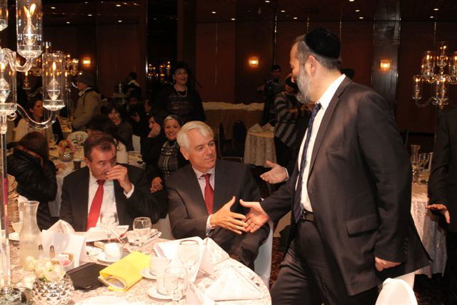 תיעוד: חלוקת תעודות במכללה החרדית ירושלים