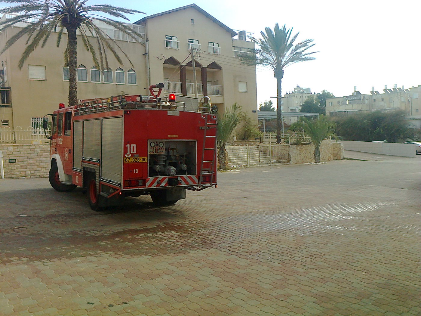 האדמו"ר מצאנז: "כשיש שריפה נשרפות קליפות רבות"