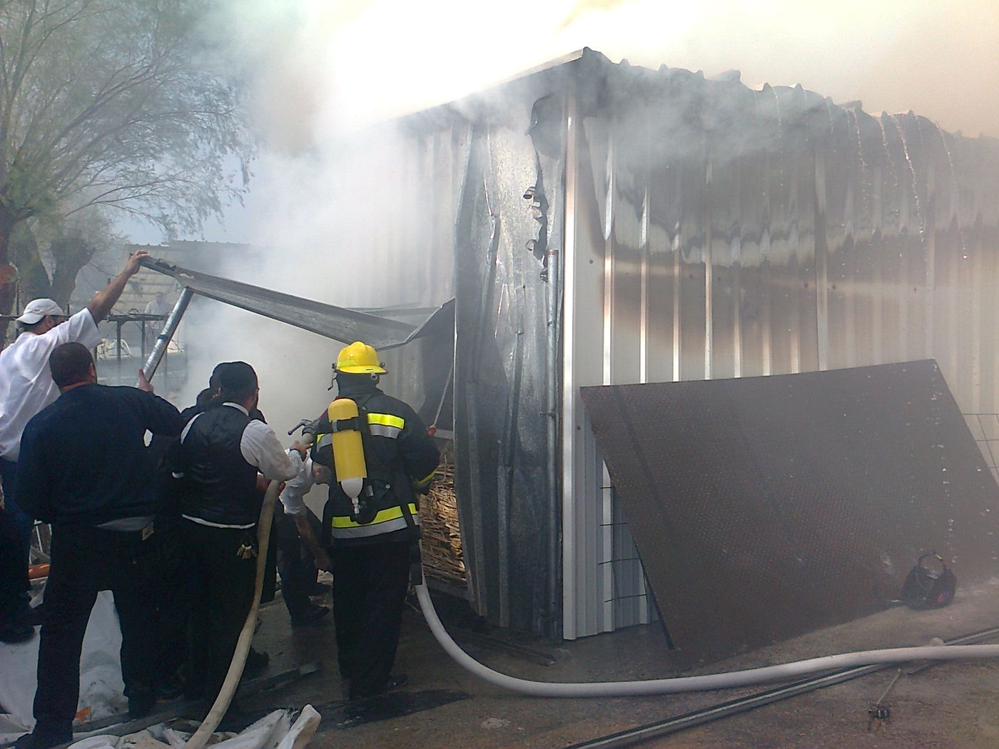 האדמו"ר מצאנז: "כשיש שריפה נשרפות קליפות רבות"