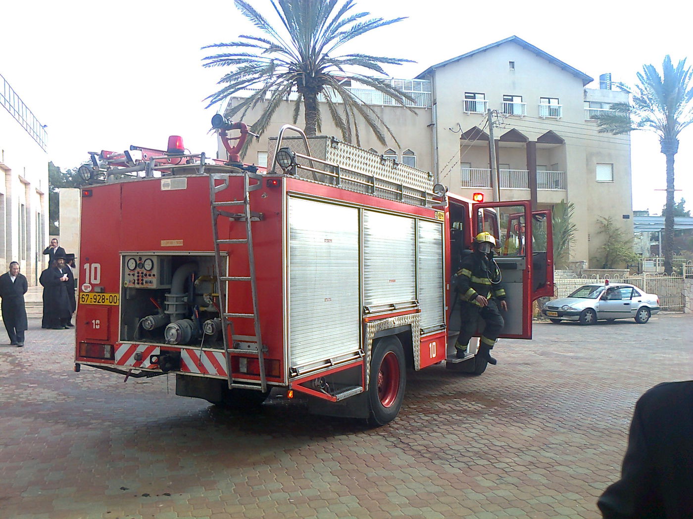 האדמו"ר מצאנז: "כשיש שריפה נשרפות קליפות רבות"