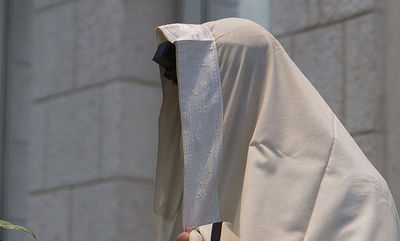 שני צדדים למטבע