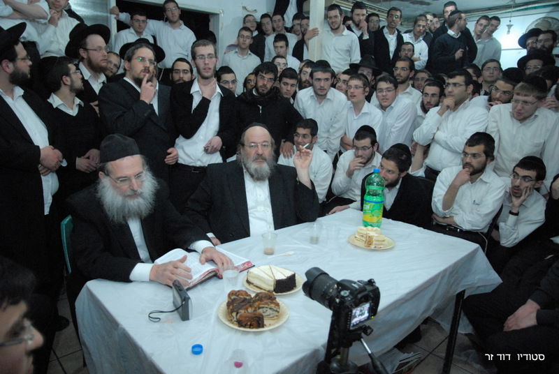 צפו: התלמידים הפתיעו את ראש-ישיבת חדרה