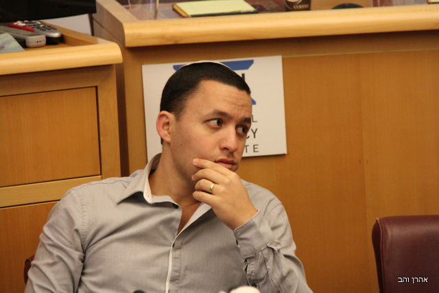 גיוס החרדים: לדמוקרטיה יש אלטרנטיבה