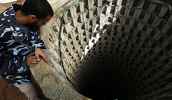 גופת ילד בן 4 נמצאה בתוך בור ביוב ביער