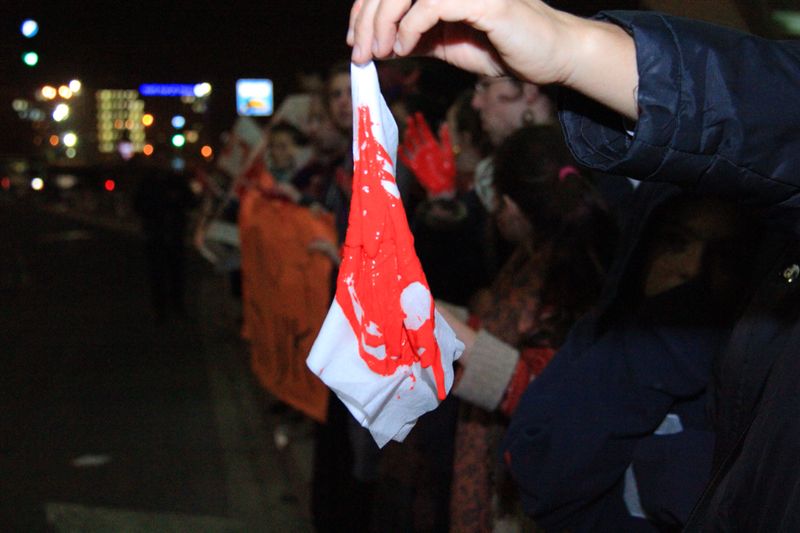 תיעוד: עשרות הפגינו נגד שחרור מחבלים