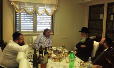 הפגישה החשאית בבני-ברק, היום