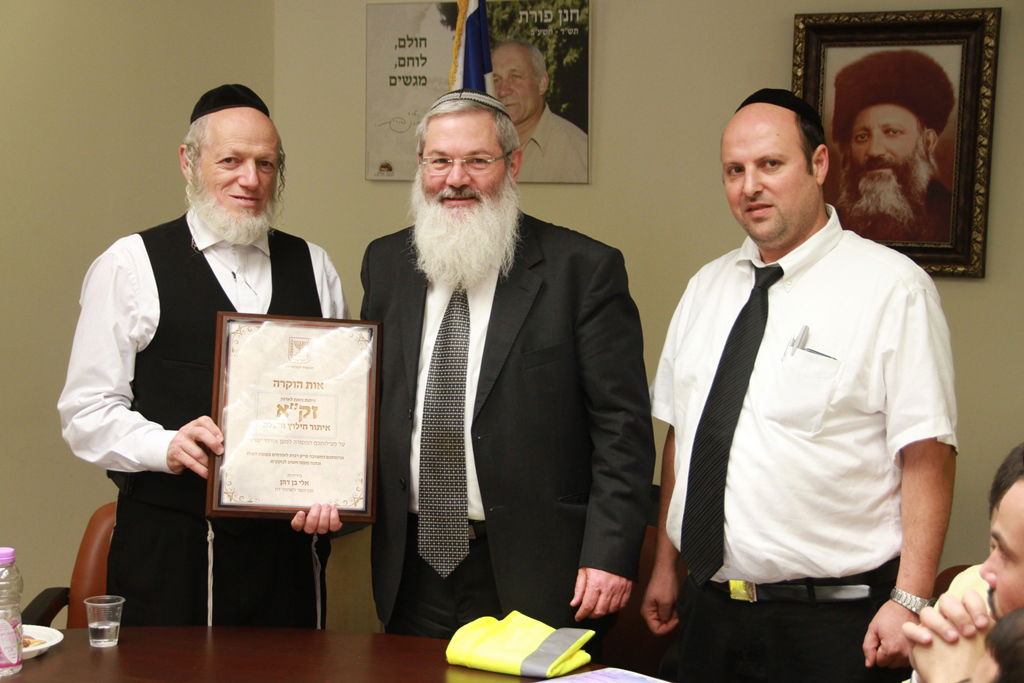 מתנדב חדש בזק"א: סגן שר הדתות אלי בן דהן