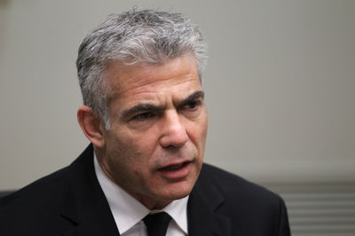 גאה בממשלה. יאיר לפיד