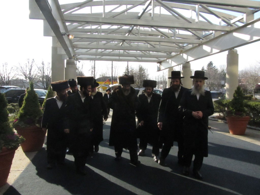 האדמו"ר מסאדיגורא בשבת בקונטיקט בארה"ב