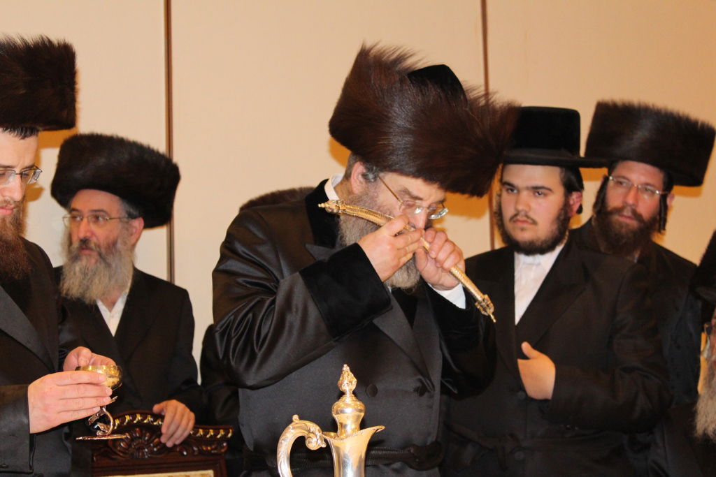 האדמו"ר מסאדיגורא בשבת בקונטיקט בארה"ב