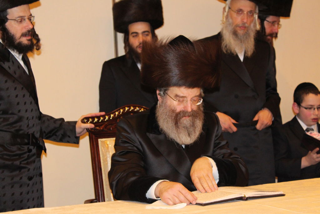 האדמו"ר מסאדיגורא בשבת בקונטיקט בארה"ב