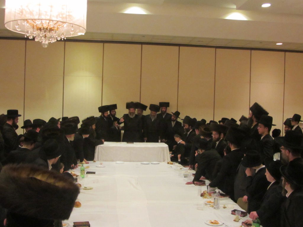 האדמו"ר מסאדיגורא בשבת בקונטיקט בארה"ב