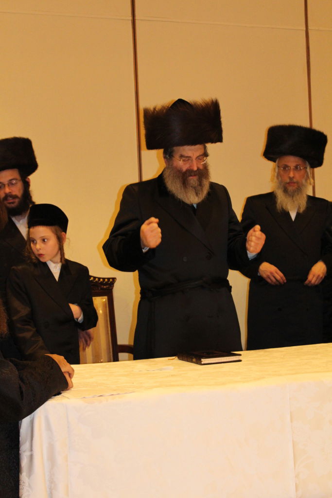 האדמו"ר מסאדיגורא בשבת בקונטיקט בארה"ב