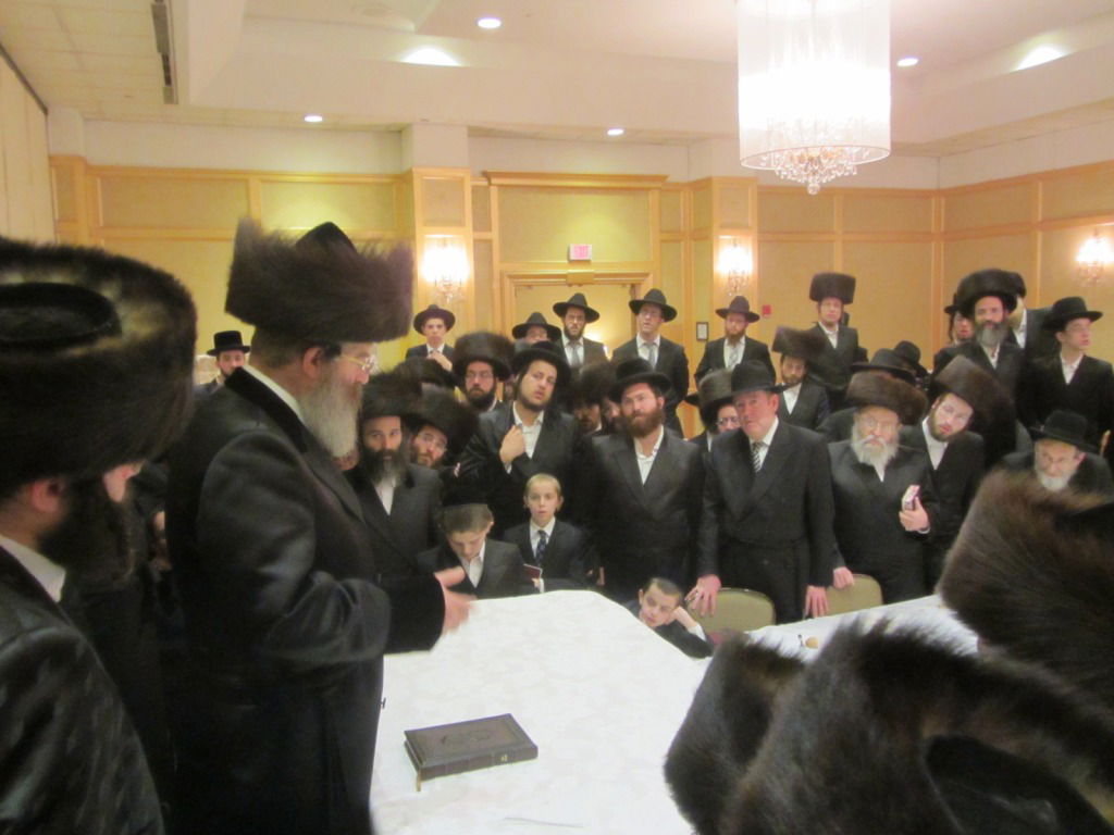 האדמו"ר מסאדיגורא בשבת בקונטיקט בארה"ב