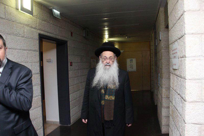 מועצת החכמים של ש"ס נגד הממשלה: מנהיגה מדיניות חסרת חמלה