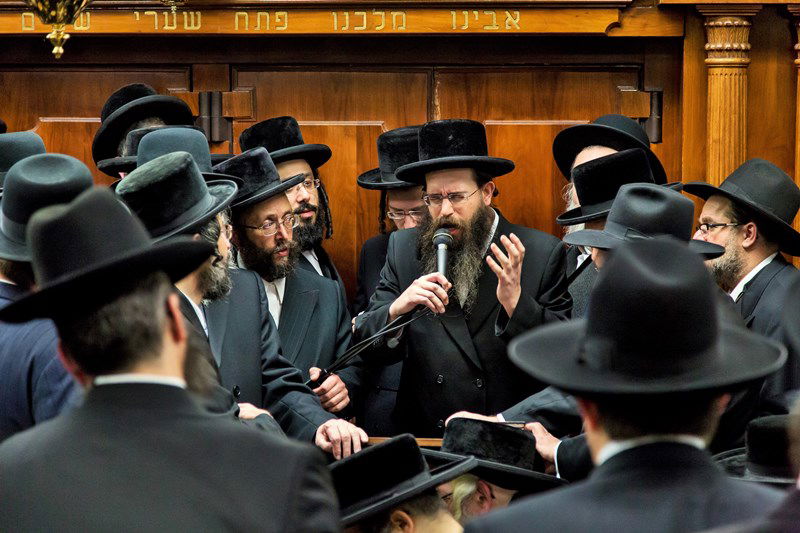 גלריה: בורו פארק ליוותה את הגאון רבי אברהם חיים שפיצר למנוחות