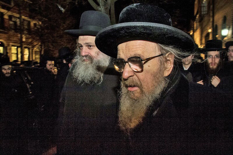 גלריה: בורו פארק ליוותה את הגאון רבי אברהם חיים שפיצר למנוחות