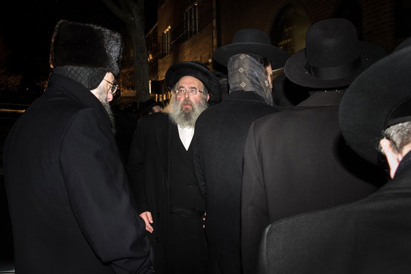 גלריה: בורו פארק ליוותה את הגאון רבי אברהם חיים שפיצר למנוחות