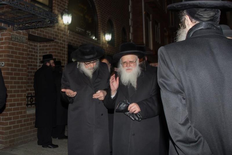 גלריה: בורו פארק ליוותה את הגאון רבי אברהם חיים שפיצר למנוחות
