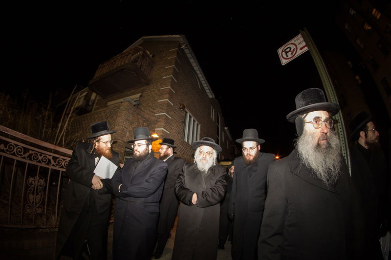 גלריה: בורו פארק ליוותה את הגאון רבי אברהם חיים שפיצר למנוחות