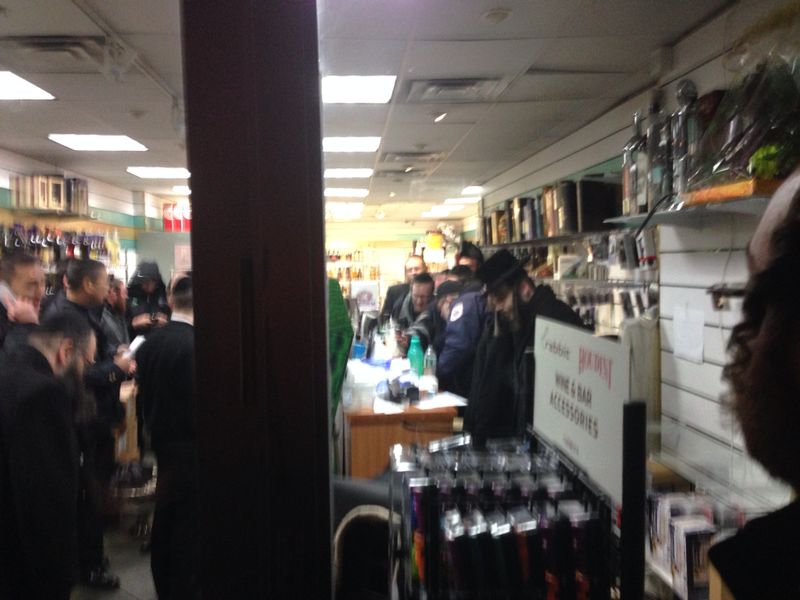 בורו פארק: חסיד בעלזא נפצע במהלך שוד