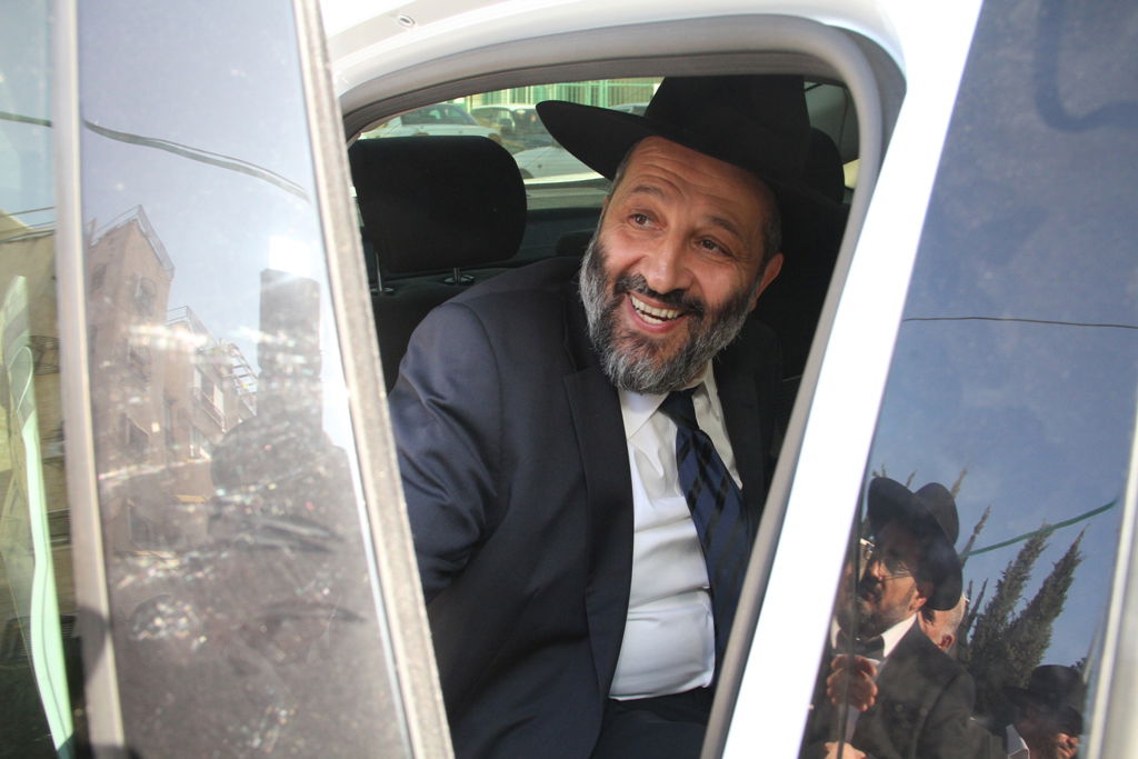 דרעי: נגמר חופש הפעולה הטכני ברשת החינוך של ש"ס