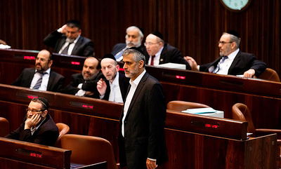 ח"כ אלי ישי לא מצביע נגד ממשלת נתניהו-לפיד-בנט