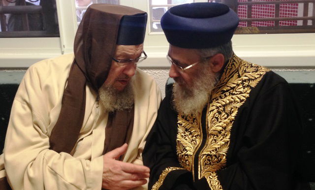 הראשל"צ עם האדמו"ר רבי ברוך אבוחצירא