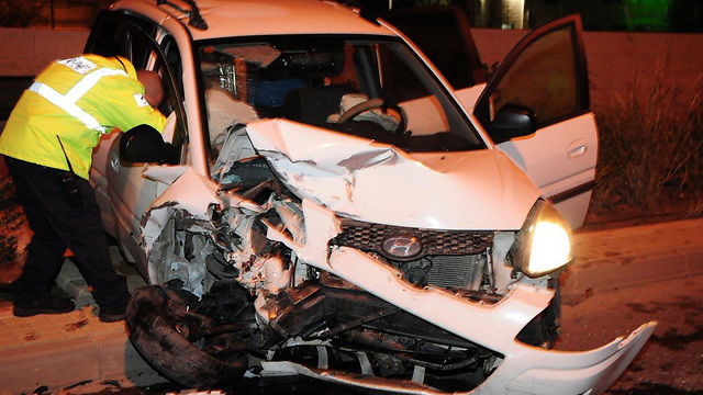 תאונה בדרום: נהג פגע באם ושני ילדיה ונמלט