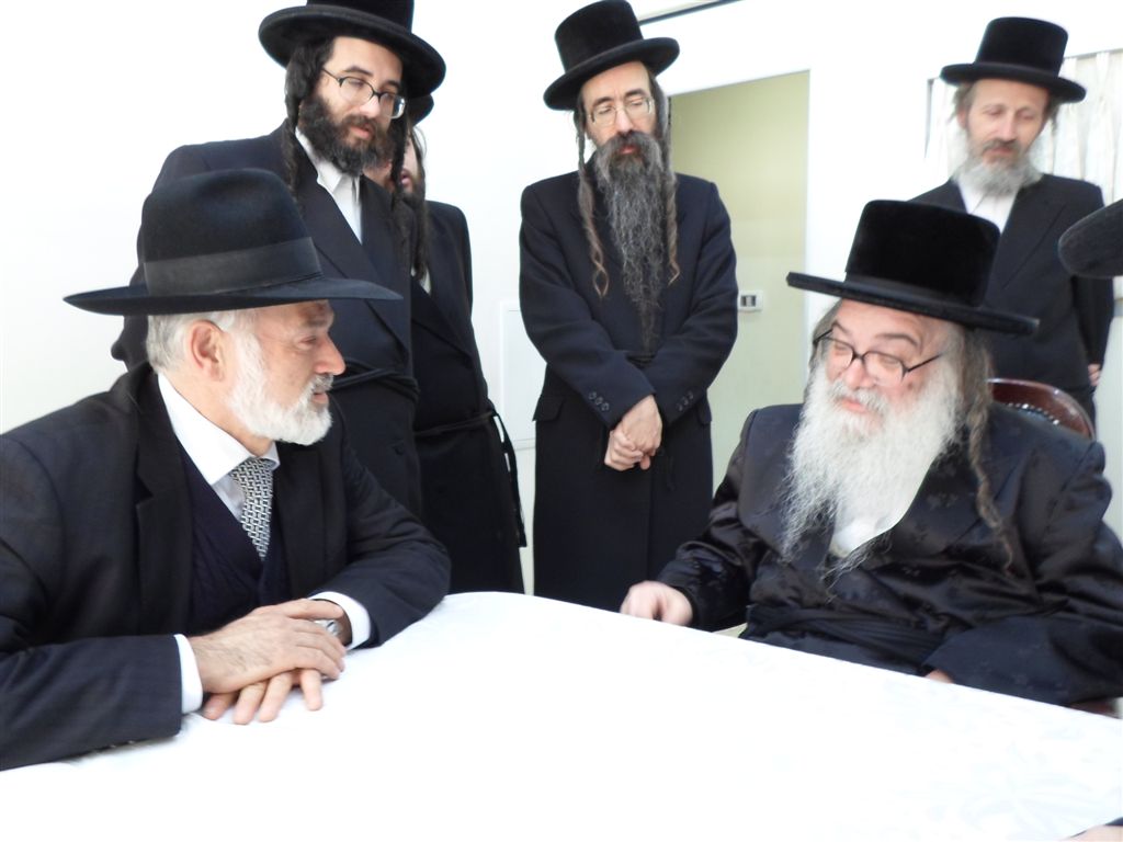 ראשי איחוד הצלה אצל האדמו"ר מדארג