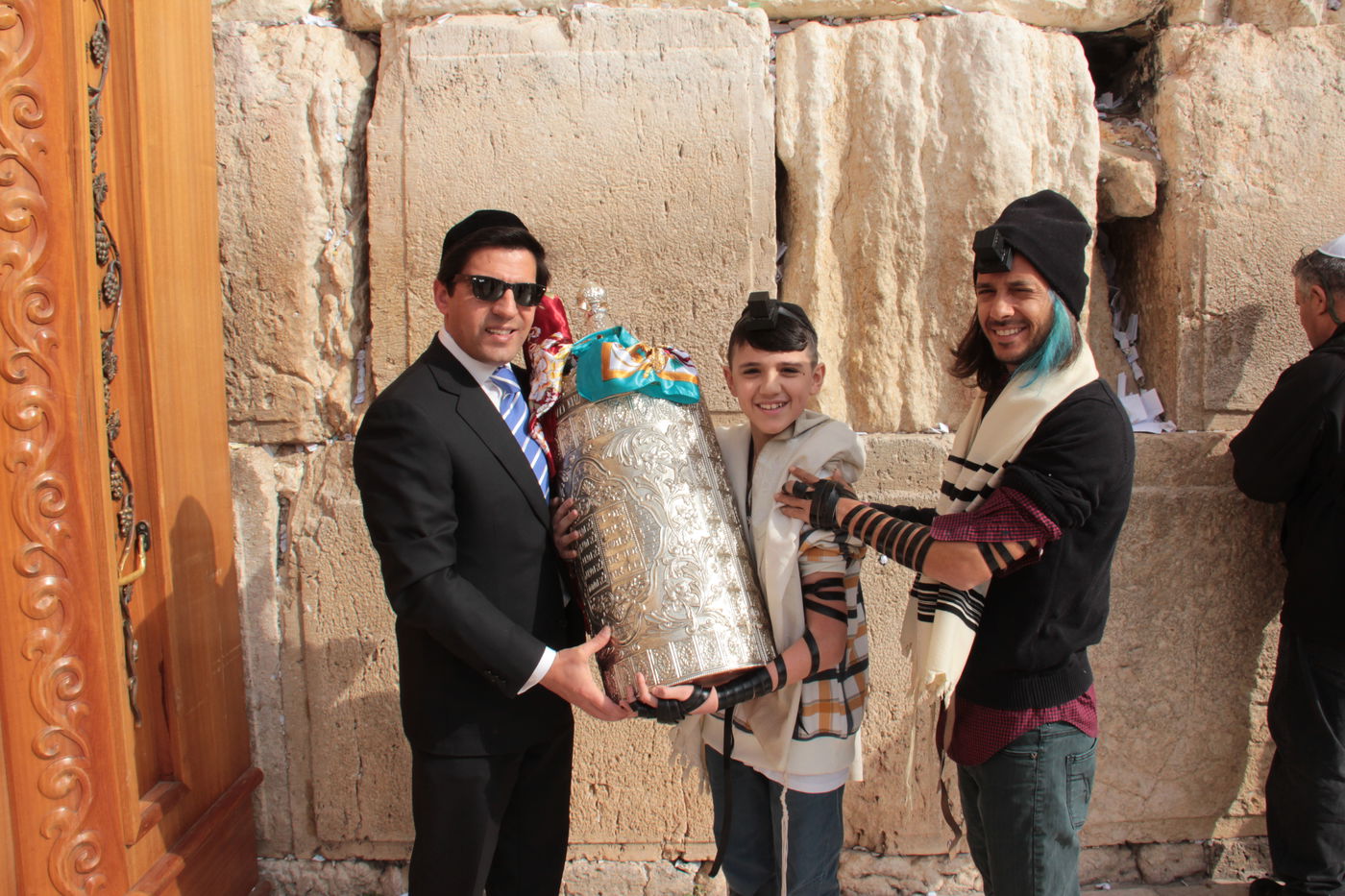 תיעוד: ציון ברוך ורב הסלבס בכותל