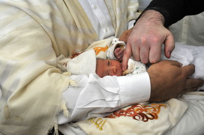 בית הדין: "ביהמ"ש קבע כי ברית מילה הוא אירוע משמעותי המסמל השתייכות"