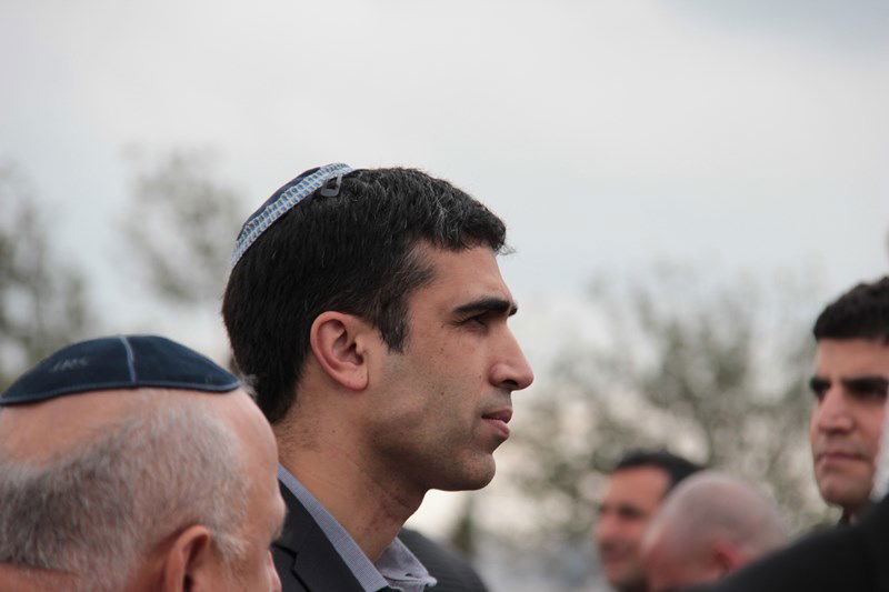 צפו בתיעוד: גם חרדים הגיעו להיפרד מאריאל שרון