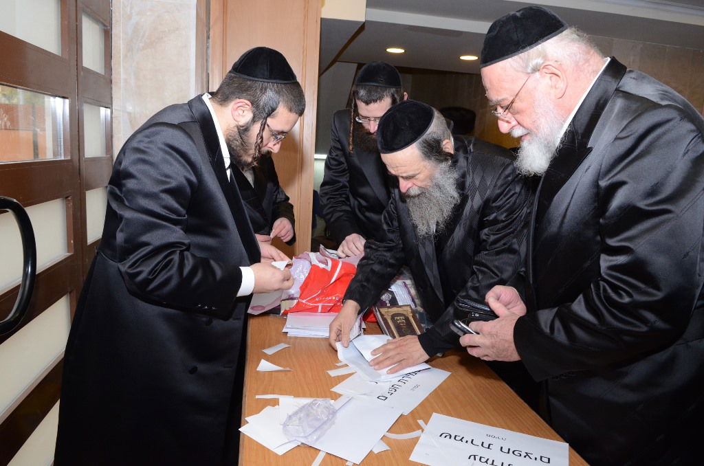 שבת "שבח ושירה" בחסידות ערלוי • תיעוד ענק