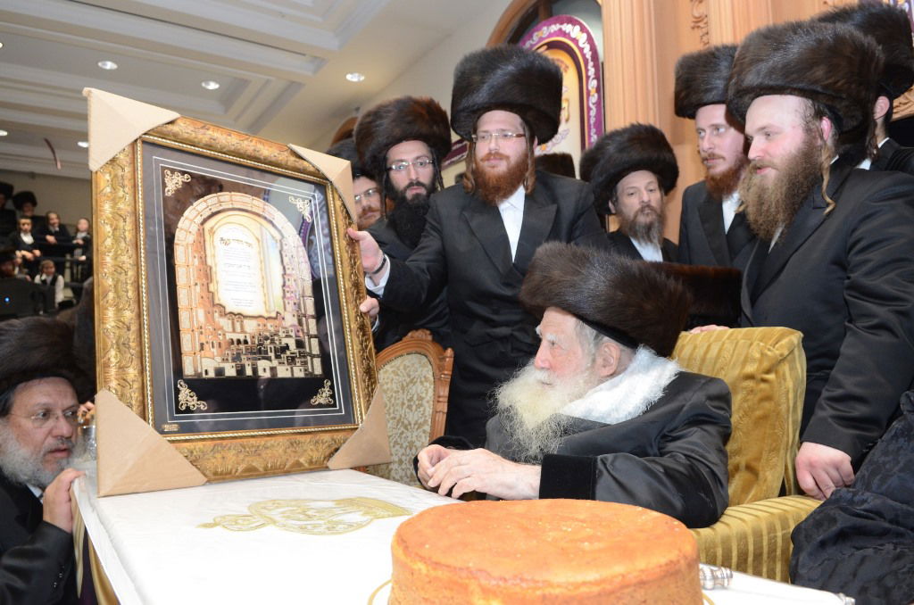 שבת "שבח ושירה" בחסידות ערלוי • תיעוד ענק