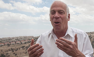 "הכריז מלחמה על החרדים". אורי אריאל