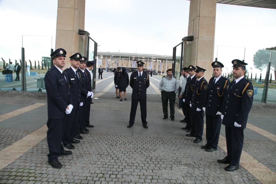 נפרדים מאריאל שרון • גלריה