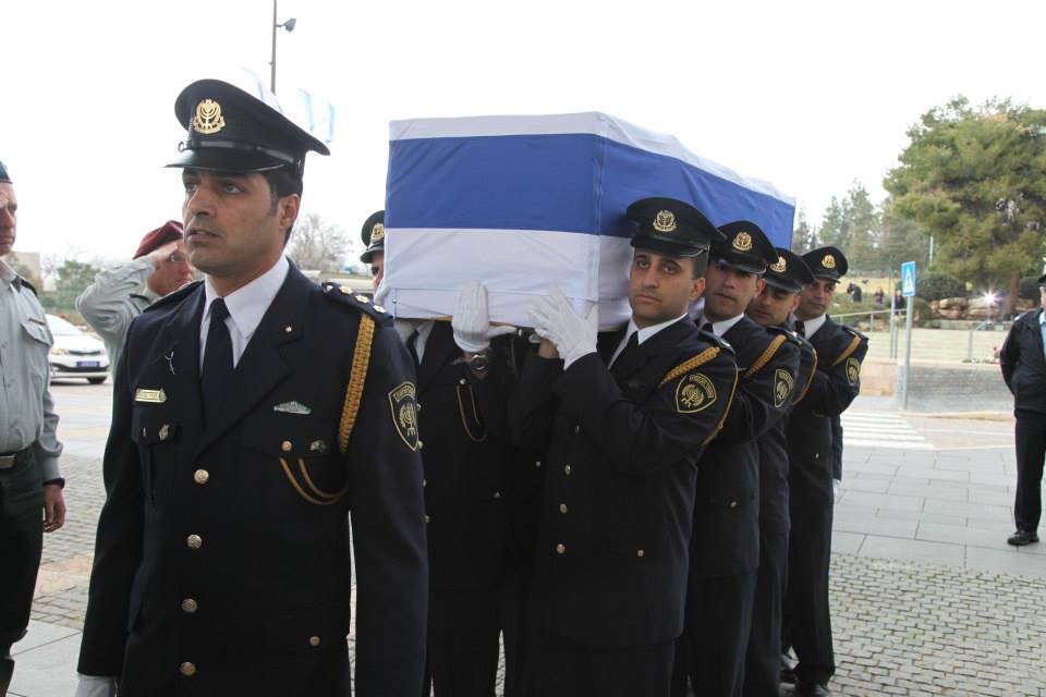 נפרדים מאריאל שרון • גלריה