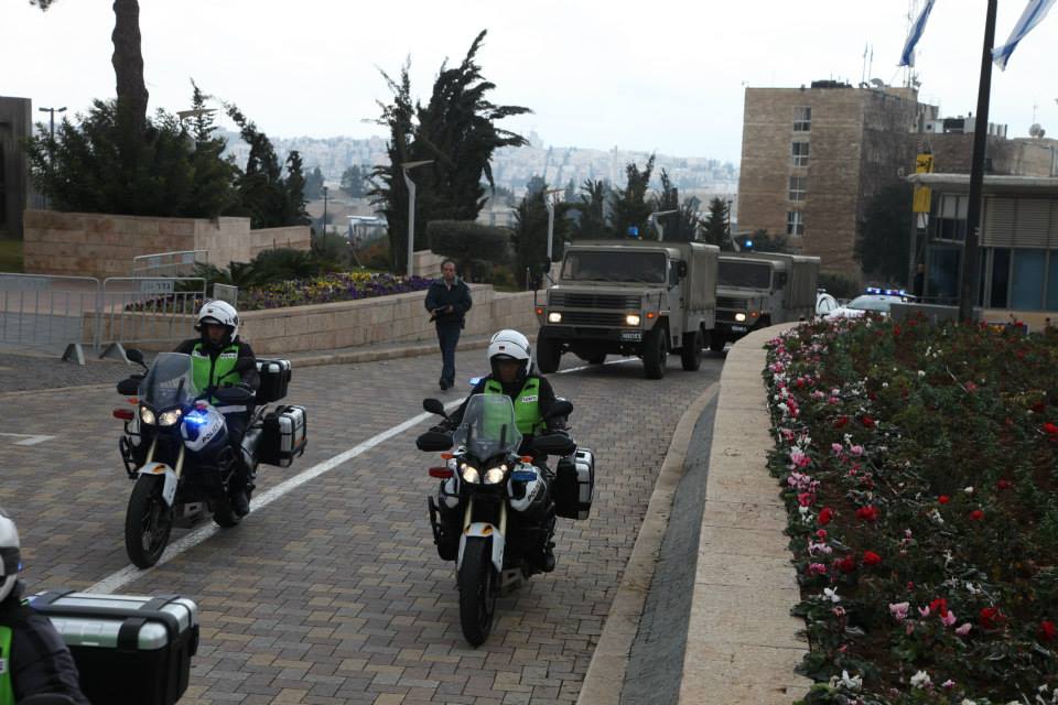 נפרדים מאריאל שרון • גלריה