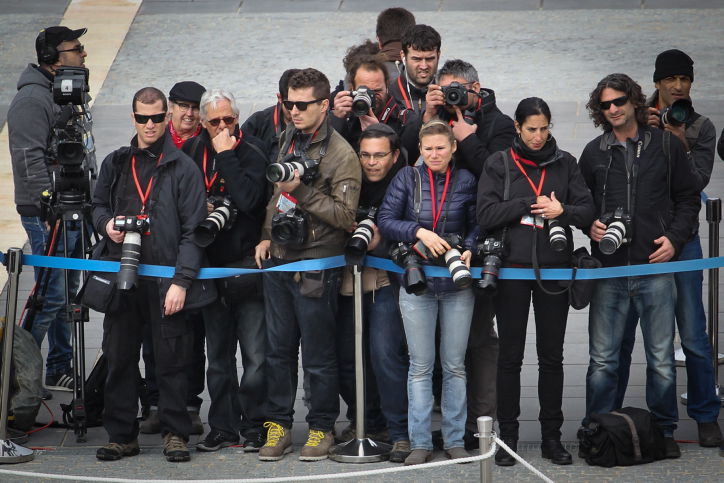 נפרדים מאריאל שרון • גלריה
