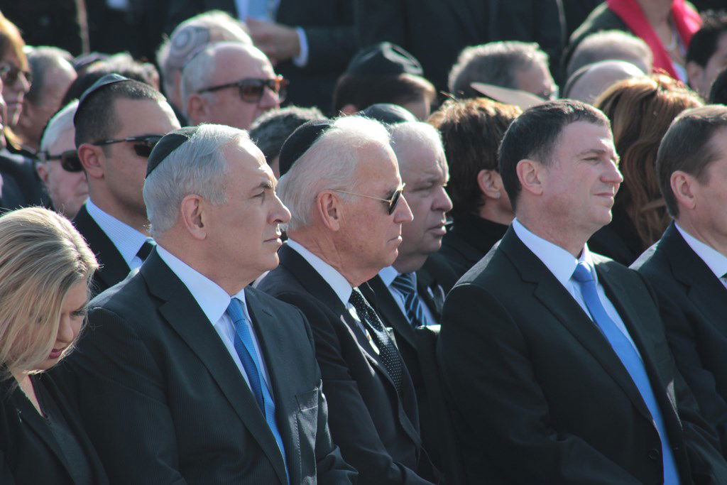 האשכבה: הרבנים הראשיים נשאו תפילה בשירת הזמרת