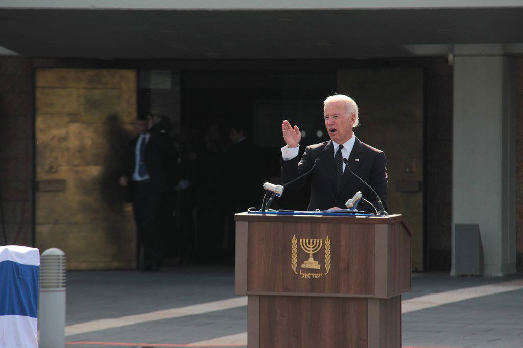 האשכבה: הרבנים הראשיים נשאו תפילה בשירת הזמרת